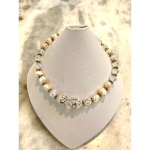 Pearls and Austria Crystals Bracelet #handmade #valentine